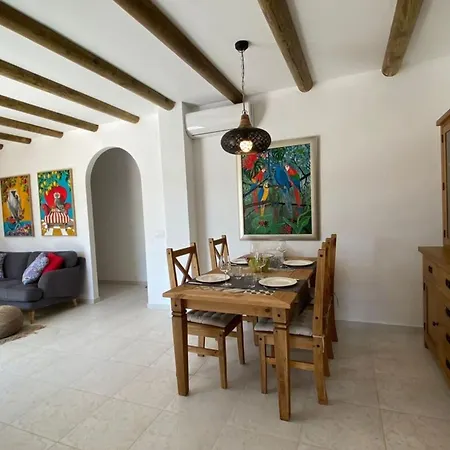 فندق Exquisite In Viñuela